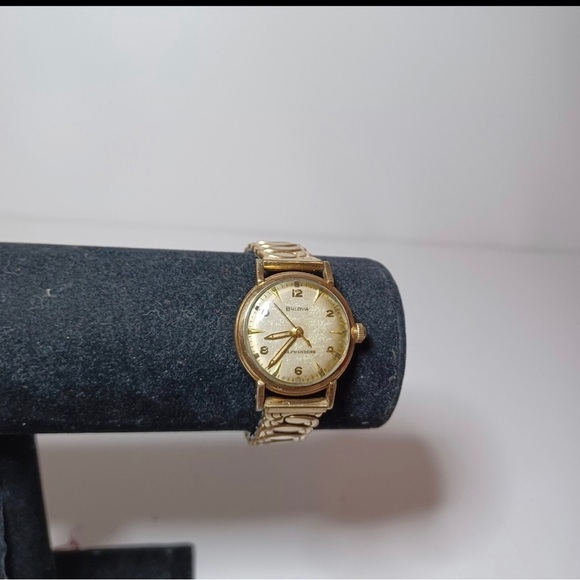Vintage Bulova Watch - L7, Self-winding Waterproof Anti-Magnetic 10k GF - Picture 1 of 11